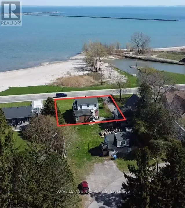 Detached at 19 LAKESHORE ROAD, Port Colborne