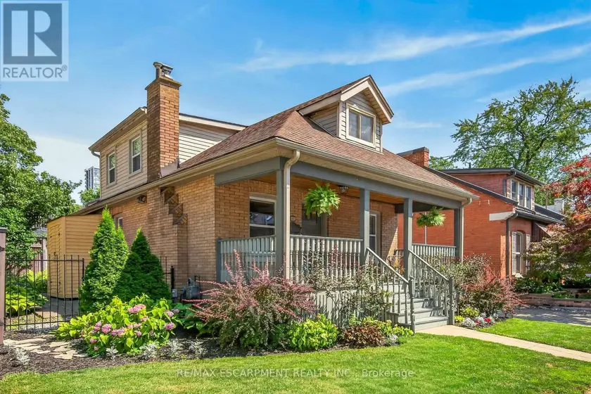 Detached at 163 HESS STREET S, Hamilton