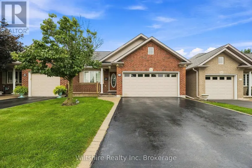 Townhouse at 33 FAIRS CRESCENT, Tillsonburg
