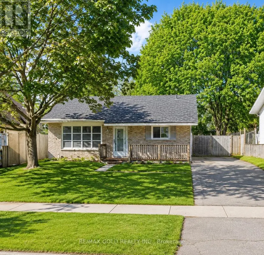 Detached at 85 WILLIAMSBURG ROAD, Waterloo