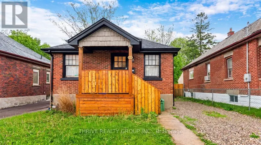 Detached at 494 HIGHBURY AVENUE N, London East
