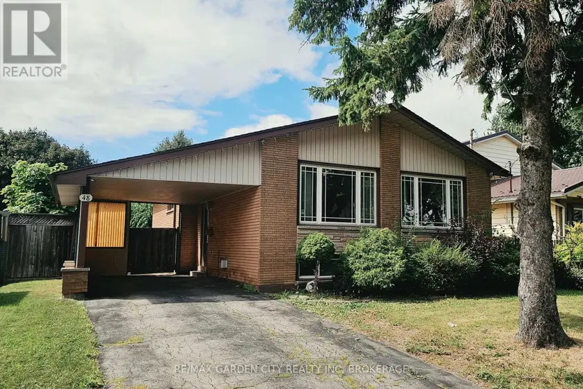 Detached at 48 MANNING AVENUE, Hamilton