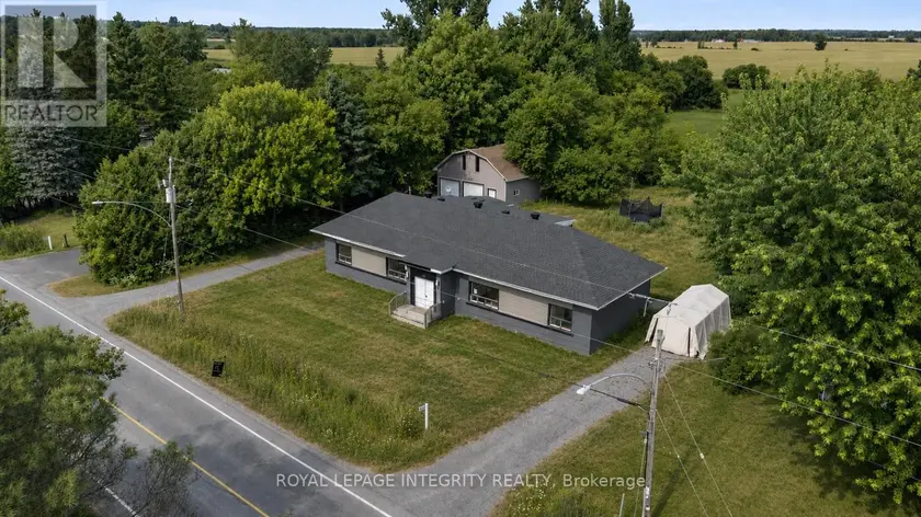 Multiplex at 3823 DROUIN ROAD, Clarence-Rockland