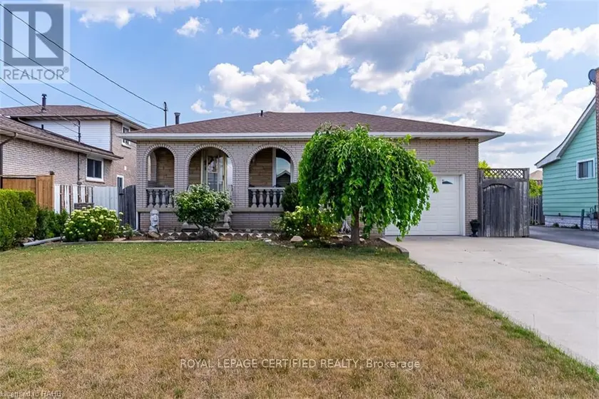 Detached at LOWER - 216 MARGARET AVENUE, Hamilton
