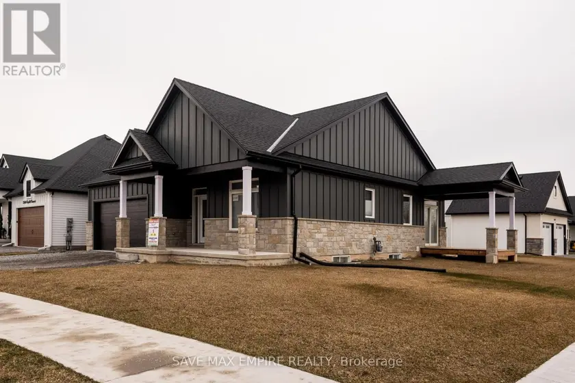 Multiplex at 3580 CANFIELD CRESCENT, Fort Erie