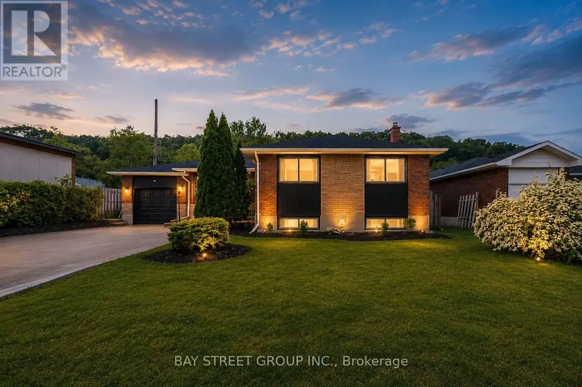 Detached at 8 GLENBARR ROAD, St. Catharines