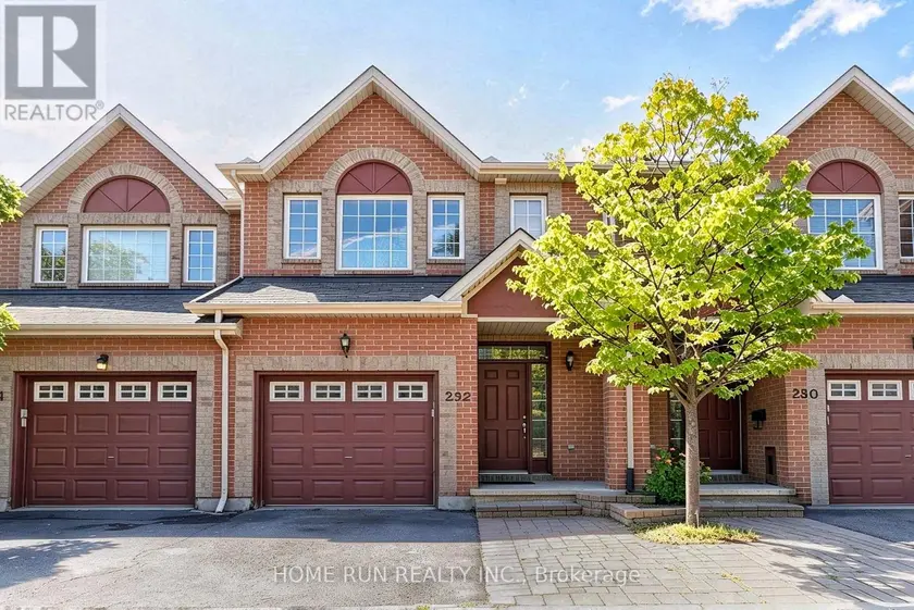 Townhouse at 292 FREEDOM PRIVATE, Ottawa