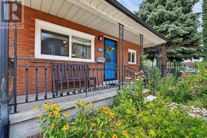 Semi-Detached/Link at 187 RAY STREET N, Hamilton