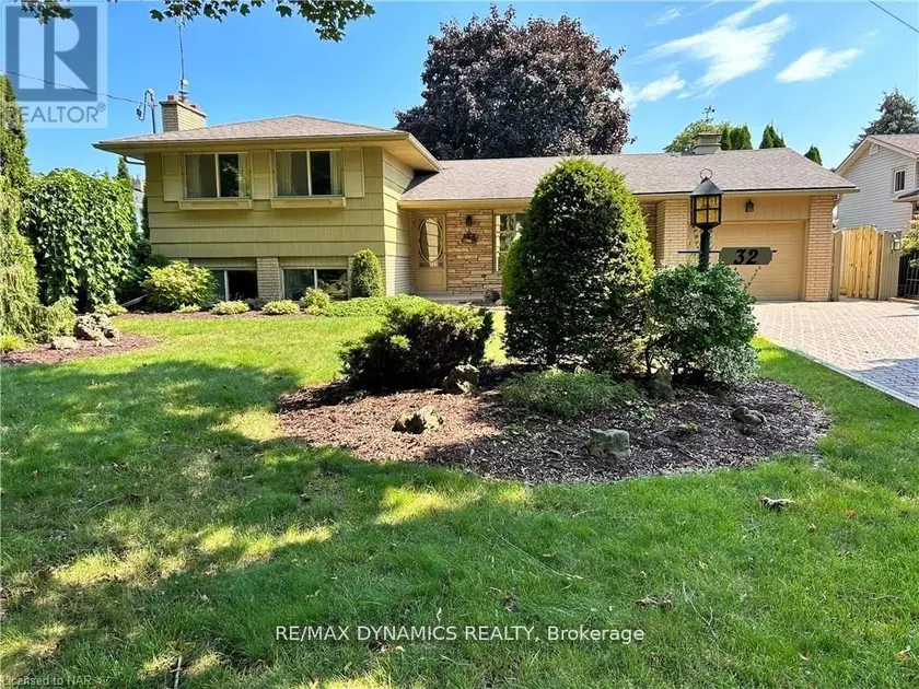 Detached at LOWER - 32 MISSISSAUGA ROAD, St. Catharines