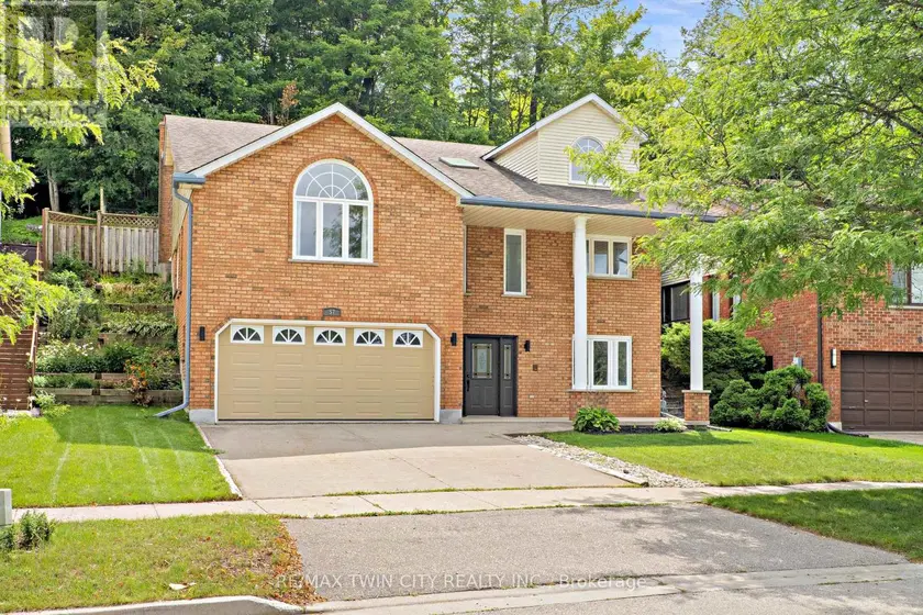 Detached at 57 YELLOW BIRCH DRIVE, Kitchener