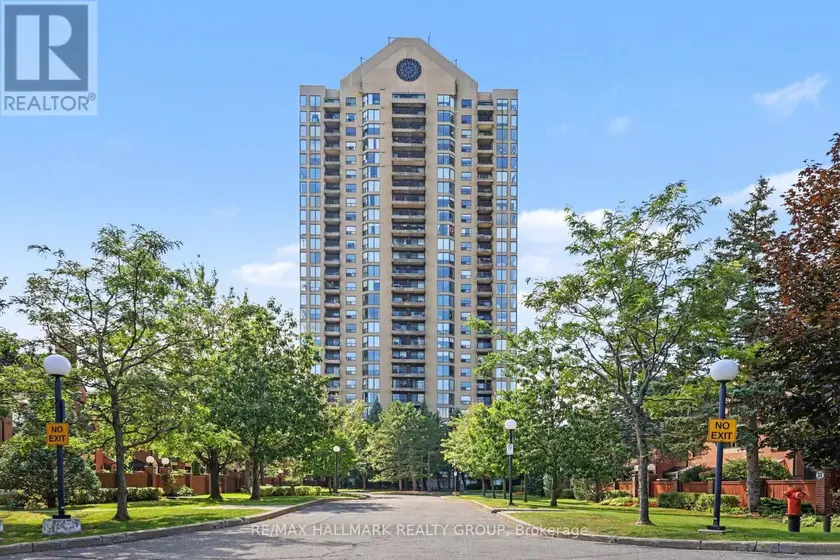 Apartment at 805 - 545 ST LAURENT BOULEVARD, Ottawa