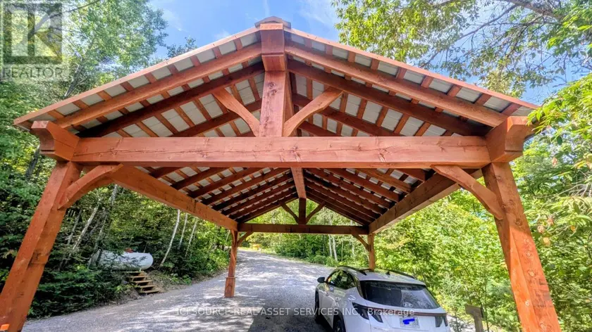 Detached at 1994B FOREST LAKE ROAD, Sundridge