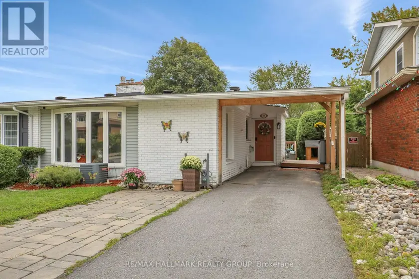 Semi-Detached/Link at 90 CHESTERTON DRIVE, Ottawa