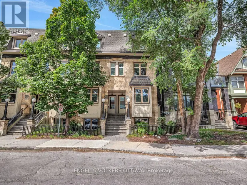 Townhouse at A - 103 THIRD AVENUE, Ottawa