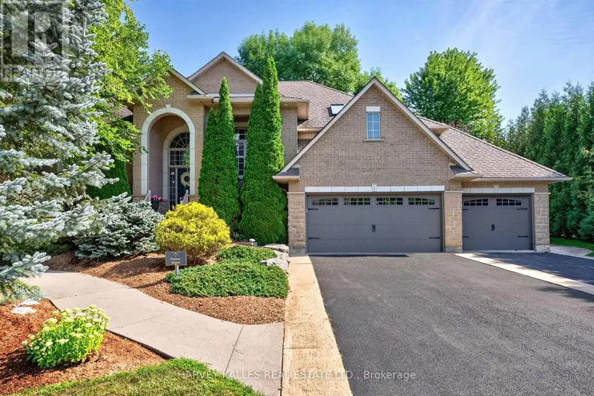 Detached at 1 FRANKS LANE, Brantford