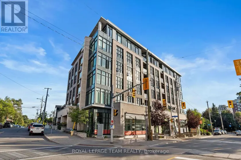 Apartment at 304 - 10 ROSEMOUNT AVENUE, Ottawa