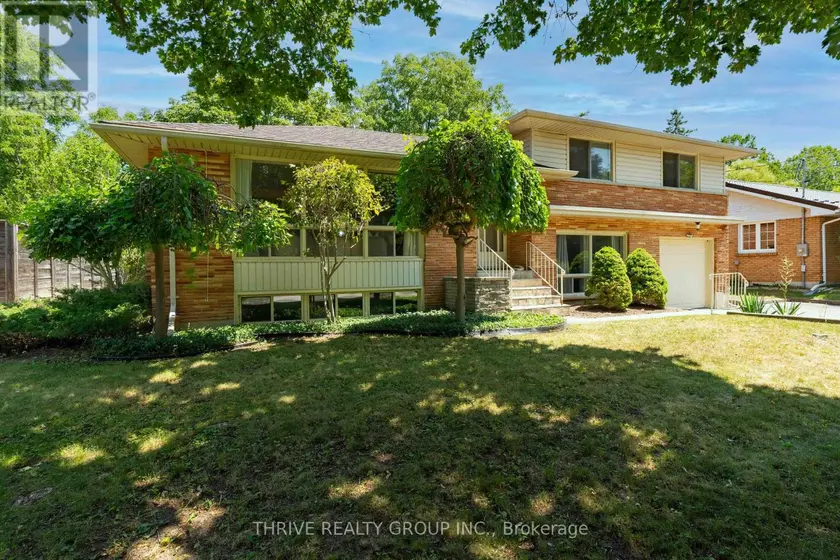 Detached at 85 BLOOMFIELD DRIVE, London North