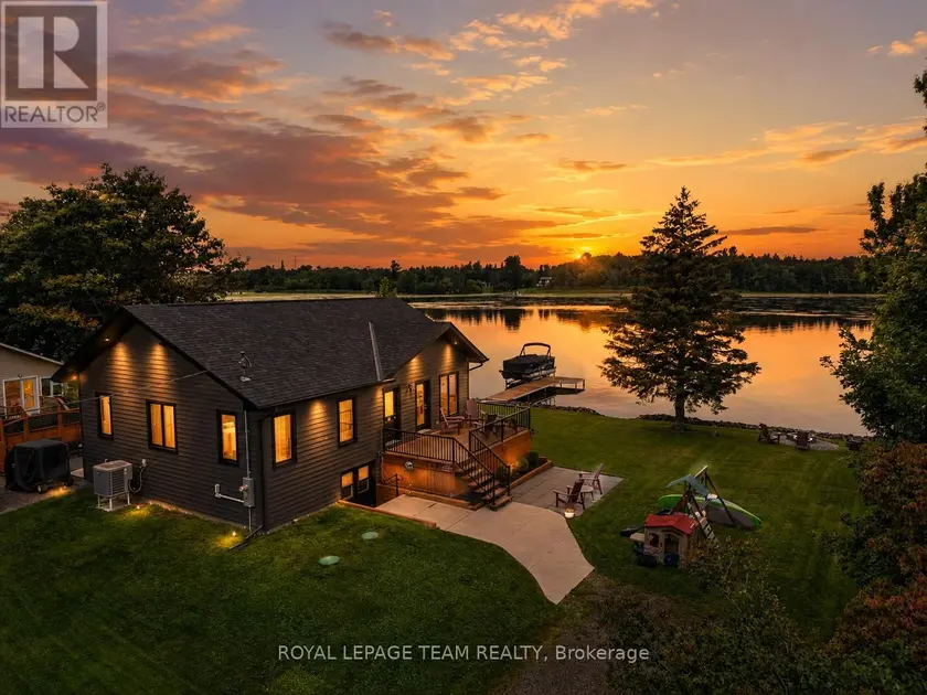 Detached at 2815 GOLF COURSE LANE, North Grenville