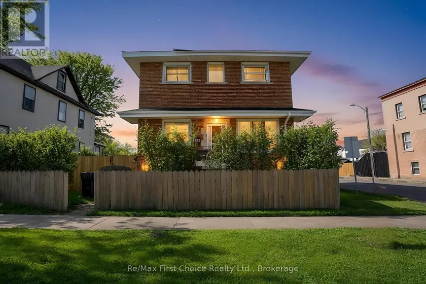 Detached at 138 ROWAND STREET, Thunder Bay