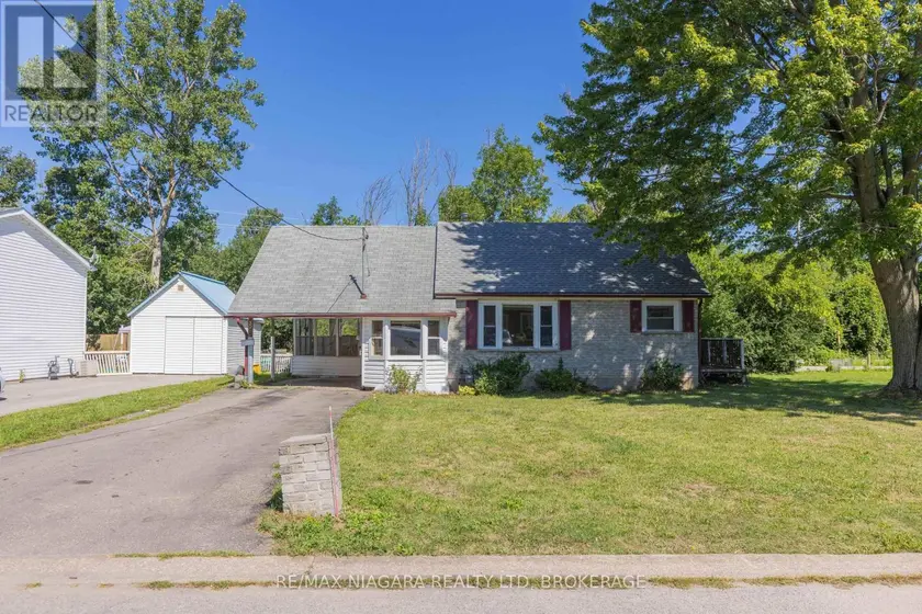Detached at 30 A AVENUE, Fort Erie