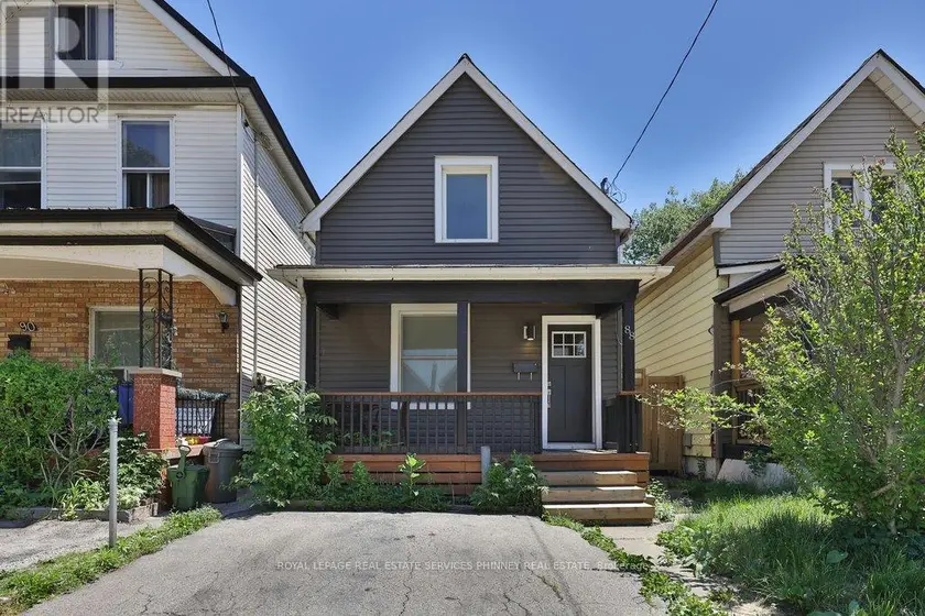 Detached at 88 CHESTNUT AVENUE, Hamilton