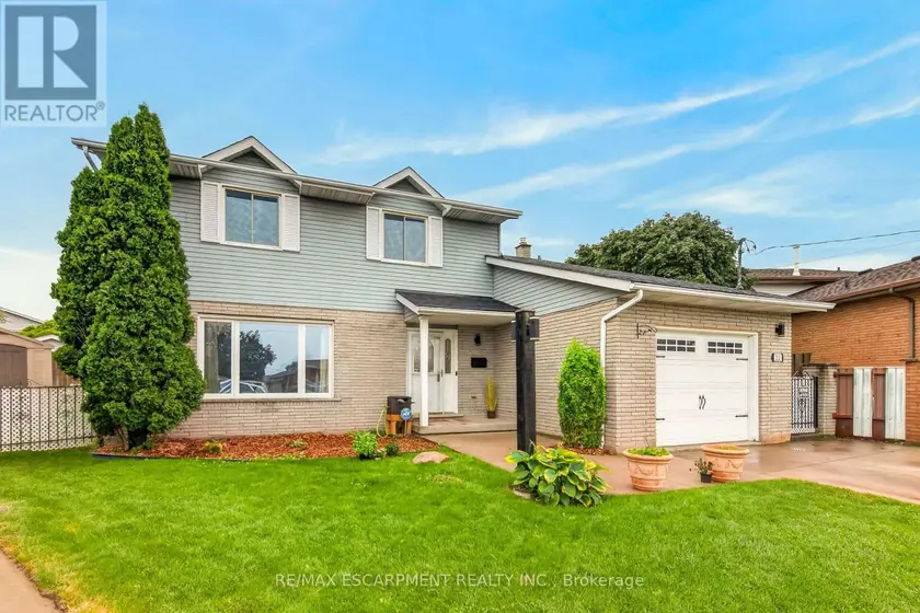 Detached at 253 HIGHRIDGE AVENUE, Hamilton