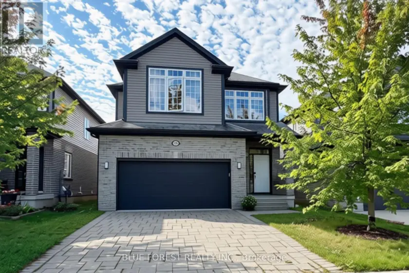 Detached at 3584 SINGLETON AVENUE, London