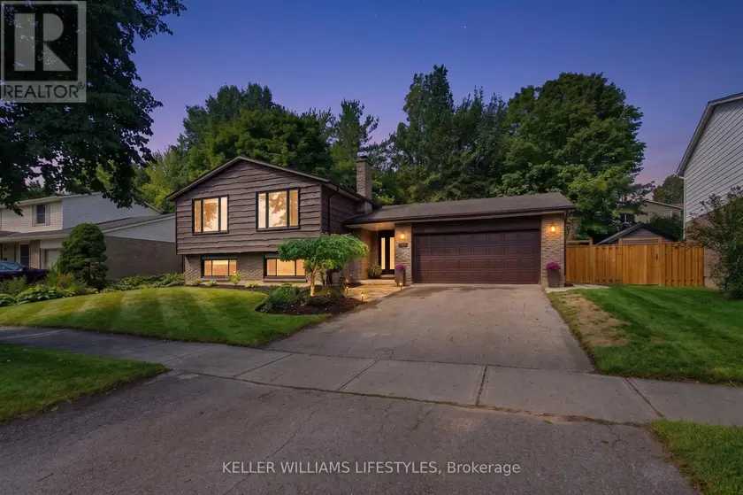 Detached at 740 VILLAGE GREEN AVENUE, London South