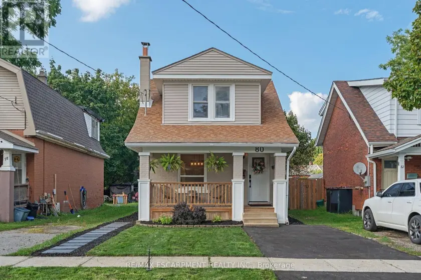 Detached at 80 SARAH STREET, Brant