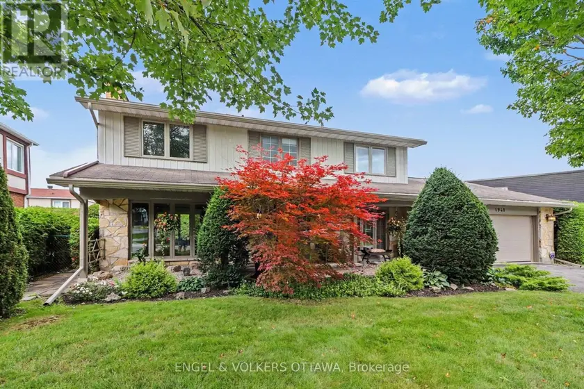 Detached at 1941 NASKAPI DRIVE, Ottawa