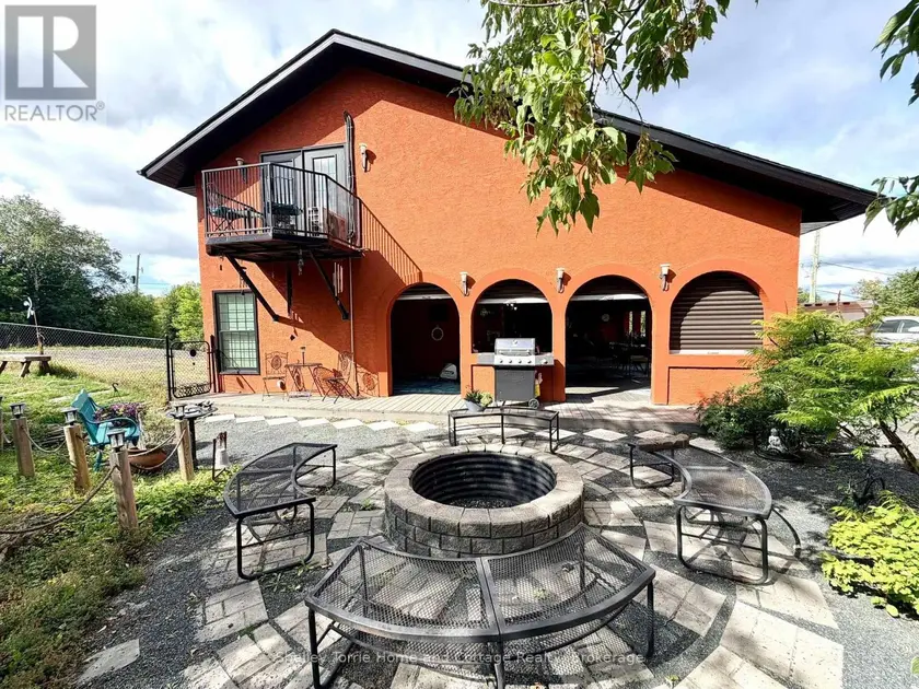 Detached at 515 BAY STREET, Kenora