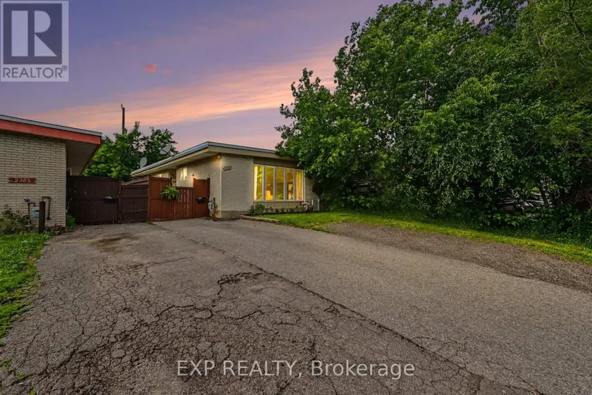 Semi-Detached/Link at 2385 WALKLEY ROAD, Ottawa