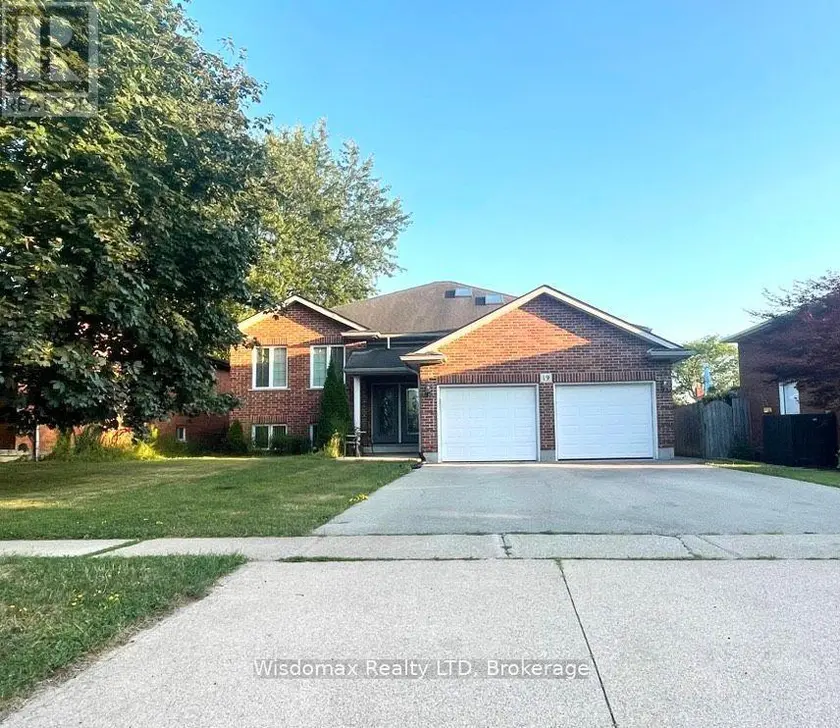 Detached at 19 CHAPEL HILL CRESCENT, Welland