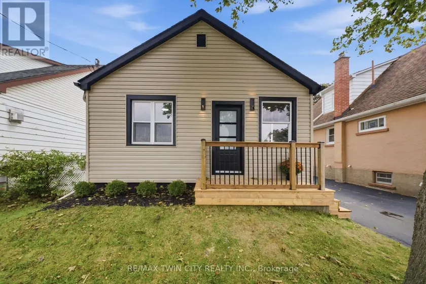 Detached at 77 ABIGAIL AVENUE, Brantford