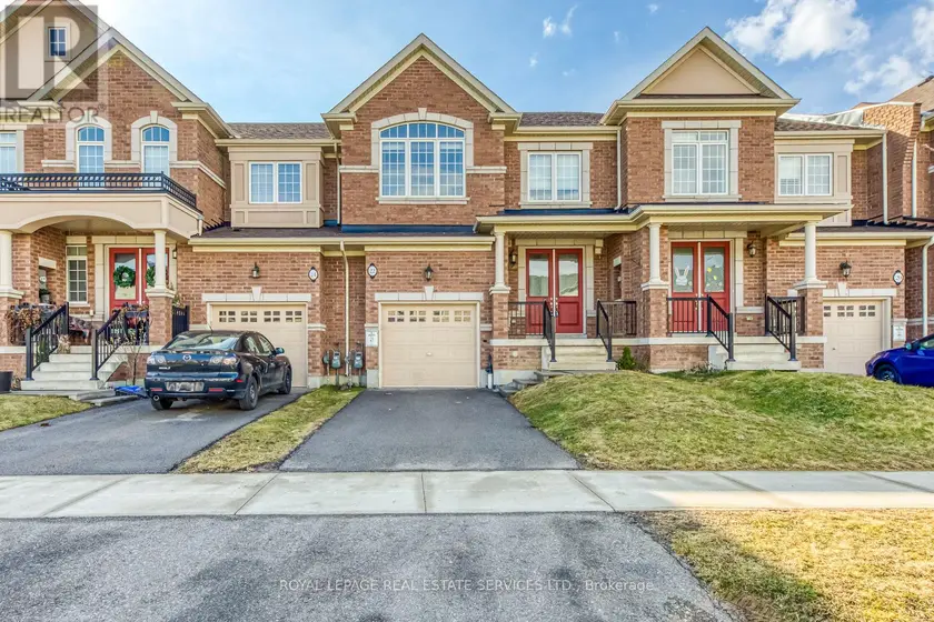 Townhouse at 22 CALLON DRIVE, Hamilton