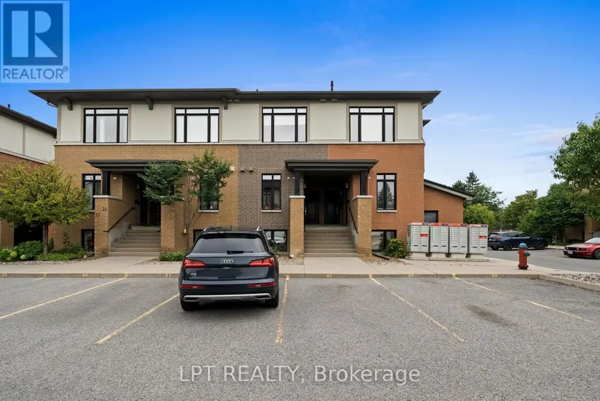 Townhouse at 21 BERGERON PRIVATE, Ottawa