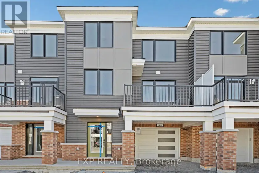 Townhouse at 96 BALLINORA WAY, Ottawa
