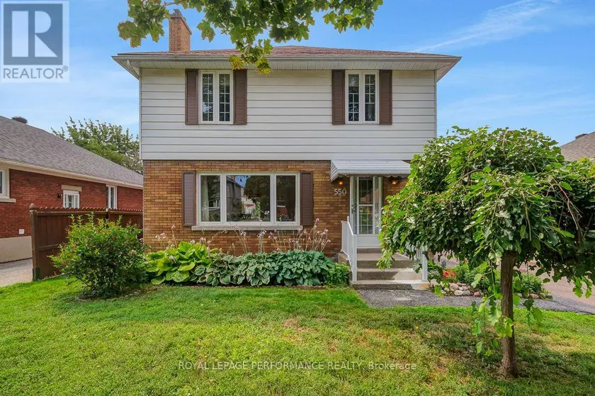 Detached at 550 WOLFFDALE CRESCENT, Ottawa