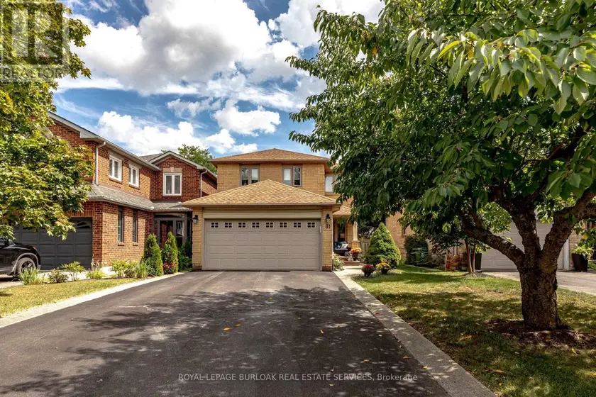 Detached at 31 GRINDSTONE WAY, Hamilton