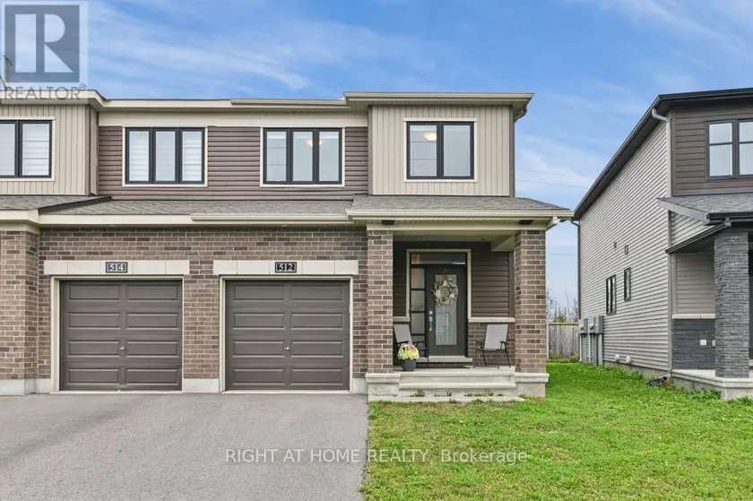 Townhouse at 512 PROMINENCE WAY, Ottawa