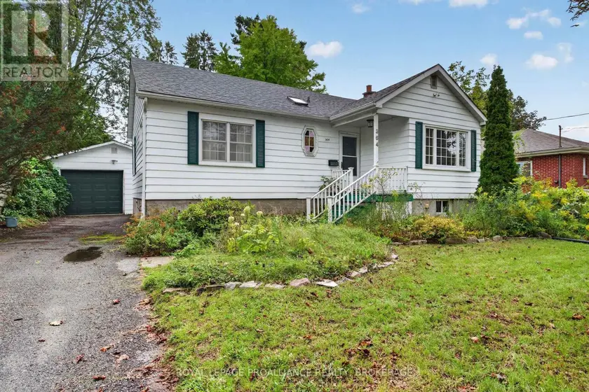 Detached at 364 GLENGARRY ROAD, Kingston