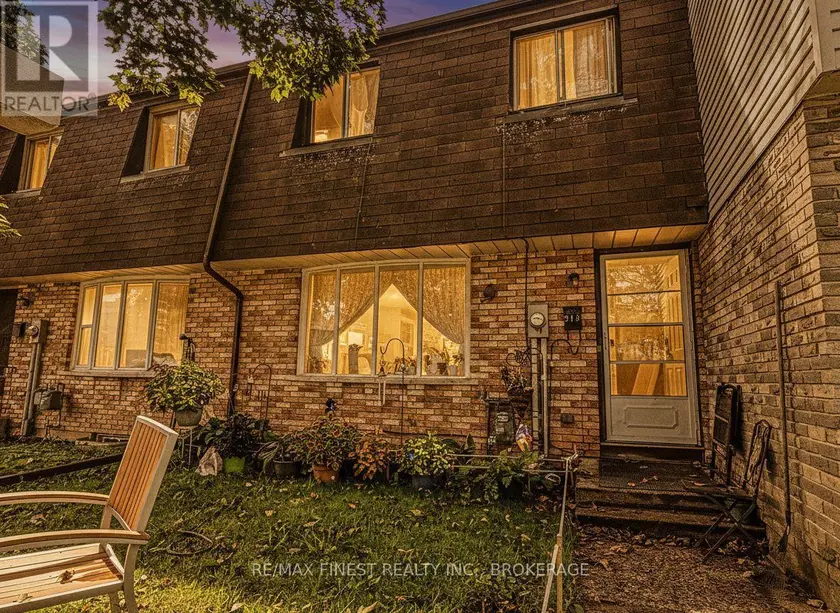 Townhouse at 913 OAKVIEW AVENUE, Kingston