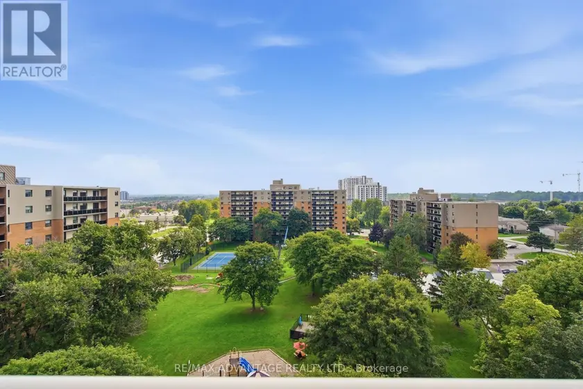 Apartment at 1005 - 931 WONDERLAND ROAD S, London South