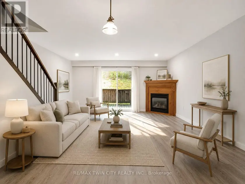 Townhouse at 25 - 162 JANSEN AVENUE, Kitchener