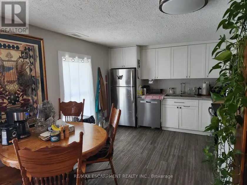 Multiplex at UPPER - 20 HETHERINGTON STREET, St. Catharines