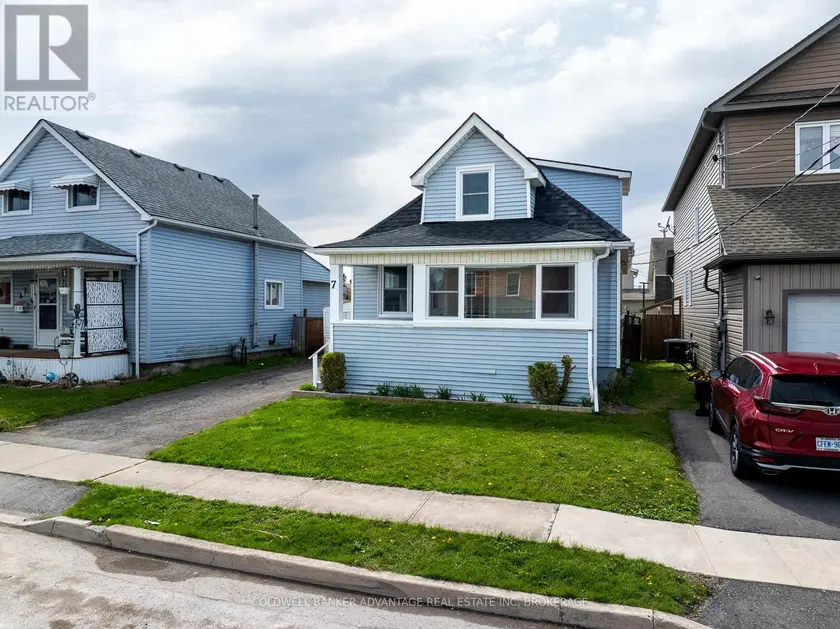 Detached at 7 BATTLE STREET, Thorold