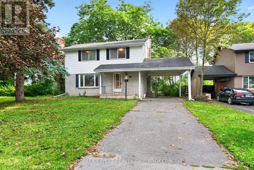 Detached at 92 CLIFF CRESCENT, Kingston
