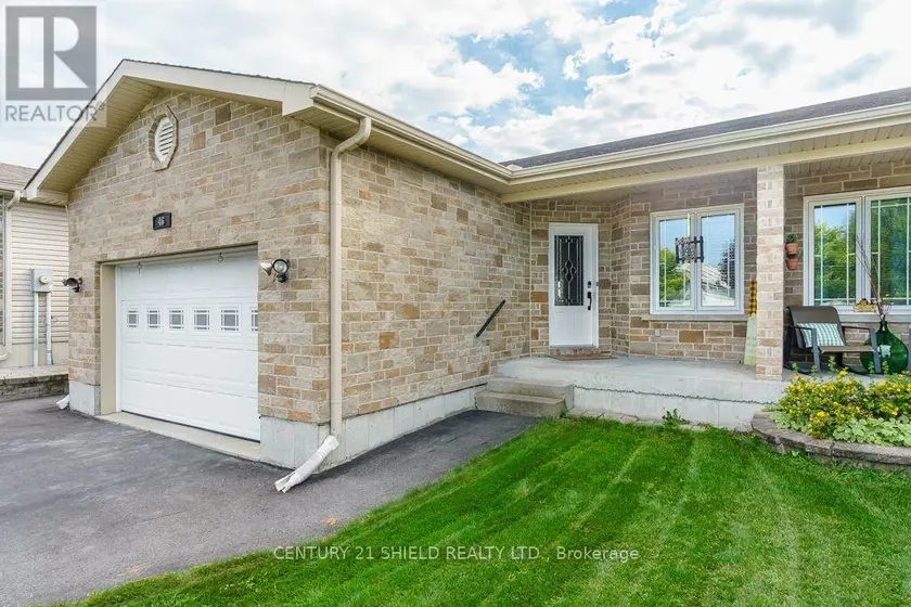 Semi-Detached/Link at 46 SUNSET BOULEVARD, Cornwall