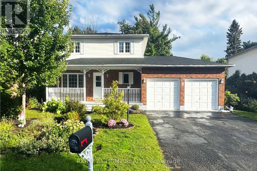 Detached at 3 JOSEPH CIRCLE, Ottawa