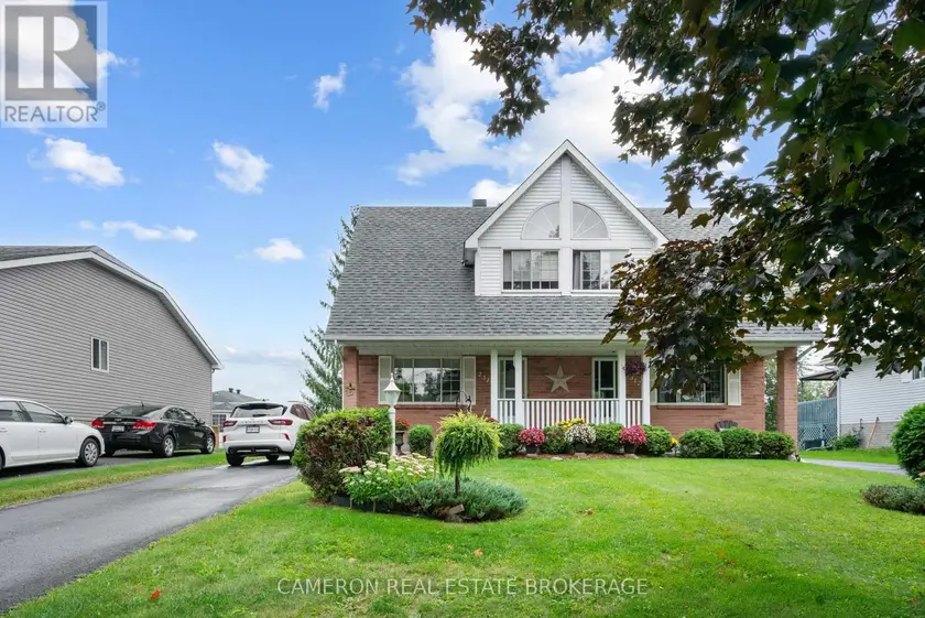 Semi-Detached/Link at 2314 EMILY CRESCENT, Cornwall